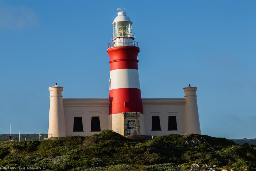 25 The Tides Leilighet Struisbaai Eksteriør bilde